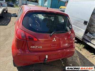 Mitsubishi Colt V 1.3 -1359- bontott alkatrészei