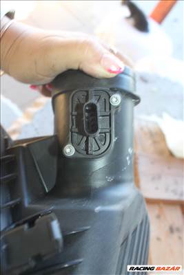 BMW X1 F48 légtömegmérő 