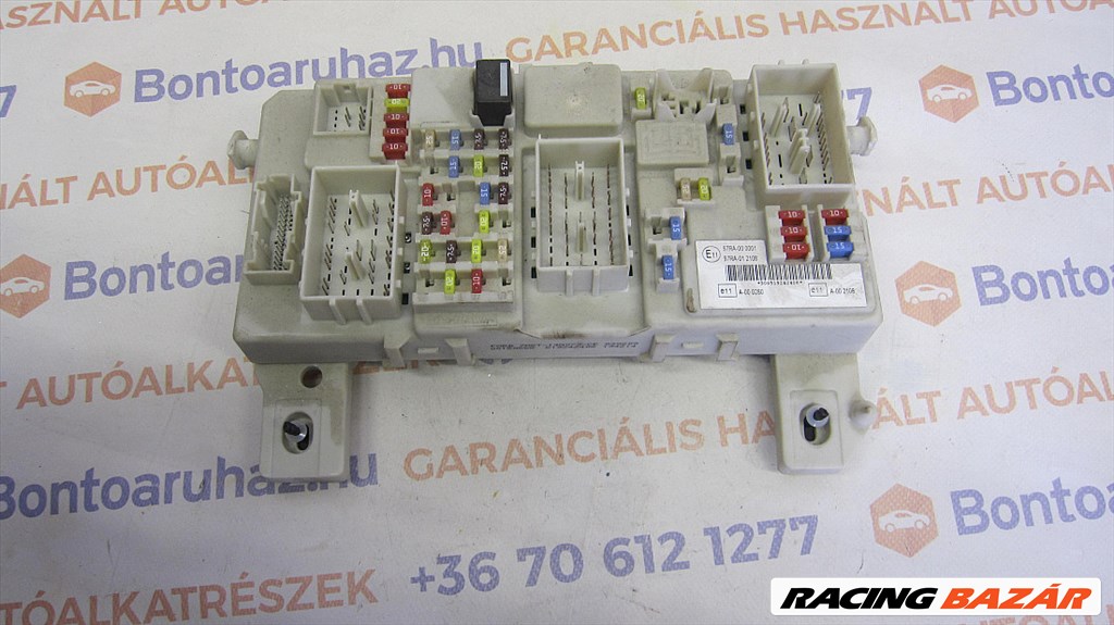 Ford Focus II MK2 2 Eladó gyári, bontott utastér biztosíték tábla, Gem modul-- 1. kép