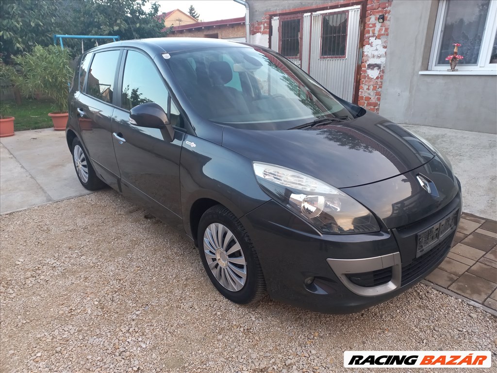 Eladó 2011-es Renault Scénic 1,6 DCI 205000km-el! 2. kép