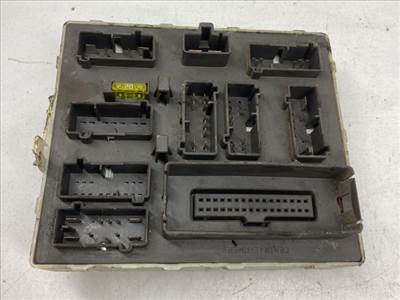 FORD FOCUS (DAW, DBW) Biztosítéktábla Doboz