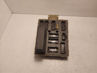 FORD FOCUS (DAW, DBW) Biztosítéktábla Utastér