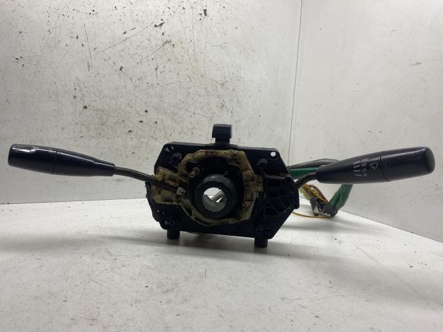 SUZUKI SWIFT II Ferdehátú (EA, MA) Komplett Kormánykapcsoló (Bajuszkapcsoló) 1. kép