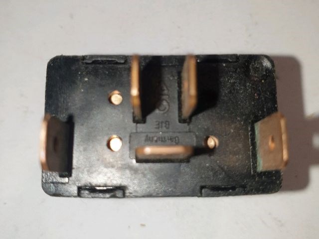 AUDI A8 (4D2, 4D8) Ablakemelő Kapcsoló (Pozíciófüggetlen) 3. kép