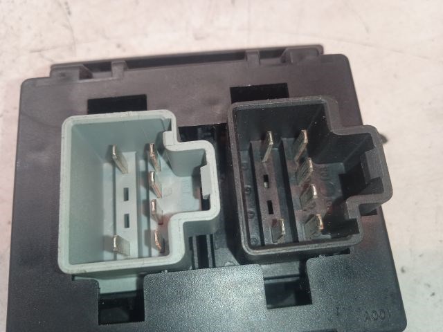 CHRYSLER PT CRUISER Bal hátsó Ablakemelő Kapcsoló 4. kép