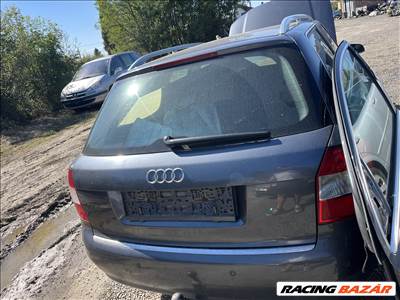 Audi A4 (B6/B7) B6/B7 csomagtérajtó lx7Z