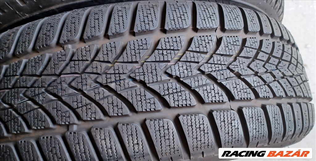  Defekttűrő Dunlop Spwintersport 4D 215/55 R18 téli gumik 4db.8-8.5mm 1. kép