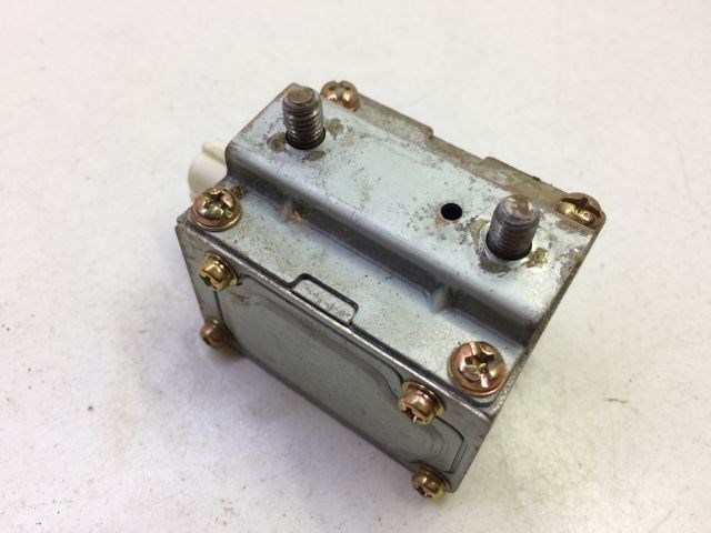 MITSUBISHI PAJERO III (V7_W, V6_W) Jobb első Oldal Ütközés Érzékelő 2. kép