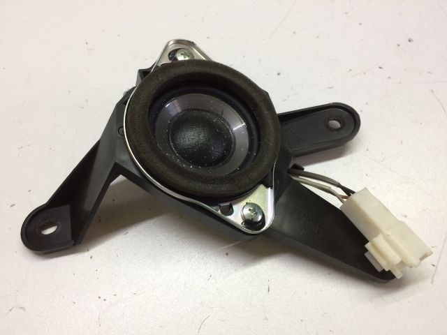 LEXUS IS II (GSE2_, ALE2_, USE2_) Jobb első Hangszóró 1. kép