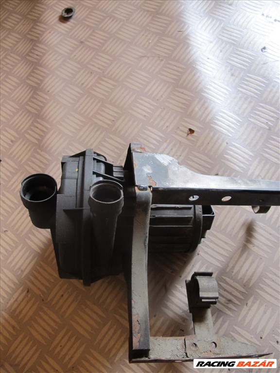 Octavia I,Golf IV jobb első csonkállvány  5. kép