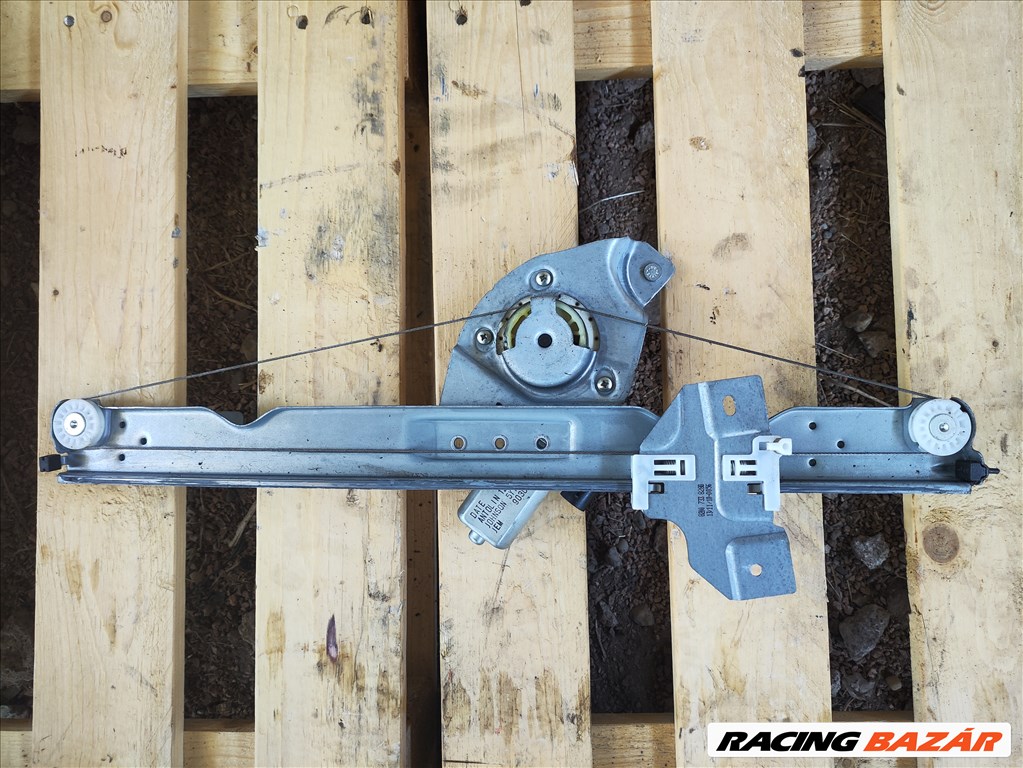 Dacia Sandero I jobb első ablakemelő szerkezet motorral  9030256 82007338280 2. kép