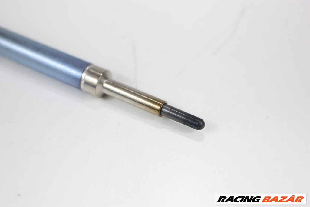 HK12816) GYÁRI ÚJ IZZÍTÓGYERTYA SZETT (4db) - Hyundai Accent 11-18, ix35 10-15, i30 09-12, i20 08-12, i40 11-15 / Kia Carens 12-18, Ceed 06-12, Optima 11-18, Sportage 10-18, Venga 09-19 - 1.6,1.7 dízel -367102A700 3. kép