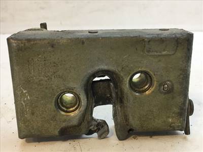 AUDI 80 Jobb hátsó Ajtózár