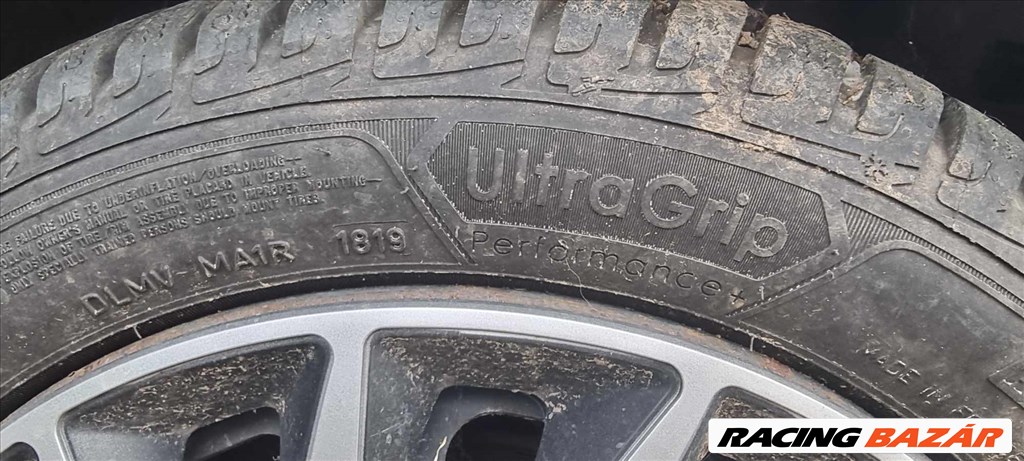  5x100 15" VW lemezfelni, rajta 195/50 Goodyear téli gumi  2. kép