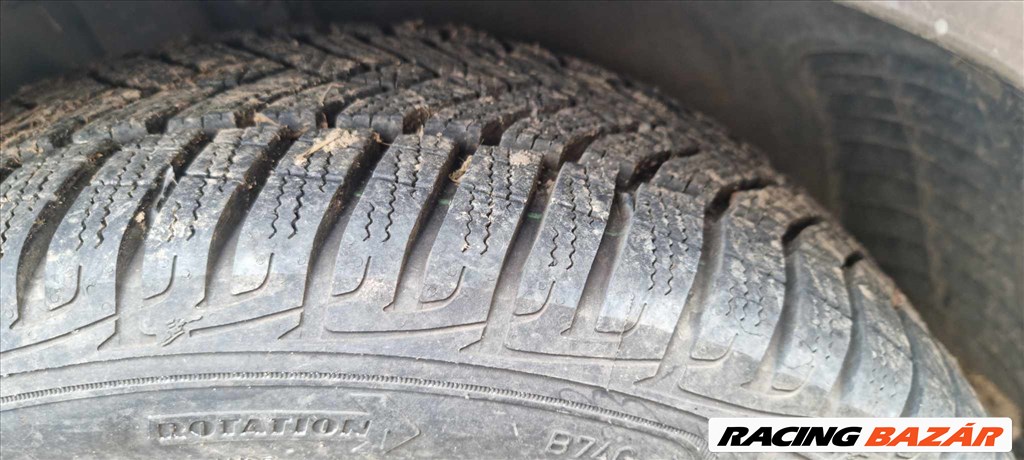  5x100 15" VW lemezfelni, rajta 195/50 Goodyear téli gumi  3. kép