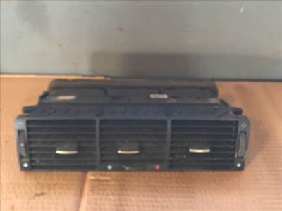 AUDI A8 (4D2, 4D8) Középső Szellőző