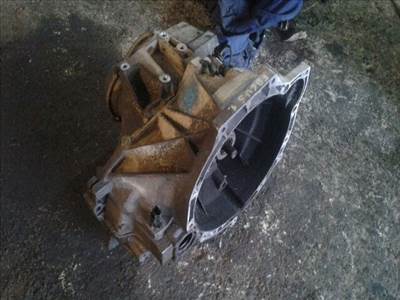 FORD FOCUS (DAW, DBW) Váltó (Mechanikus)
