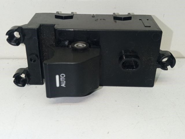 HYUNDAI i40 Jobb első Ablakemelő Kapcsoló 4. kép