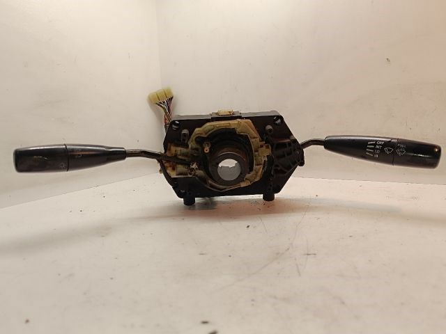 SUZUKI SWIFT II Ferdehátú (EA, MA) Komplett Kormánykapcsoló (Bajuszkapcsoló) 1. kép