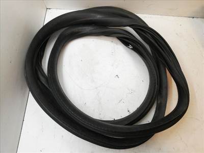 VOLVO V50 (MW) Jobb hátsó Gumikéder