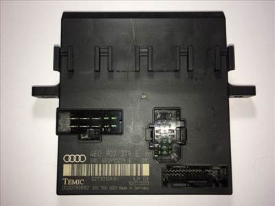 AUDI A8 Komfort Elektronika