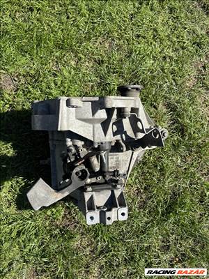 FXQ 1.4 sebességváltó 5sebességes