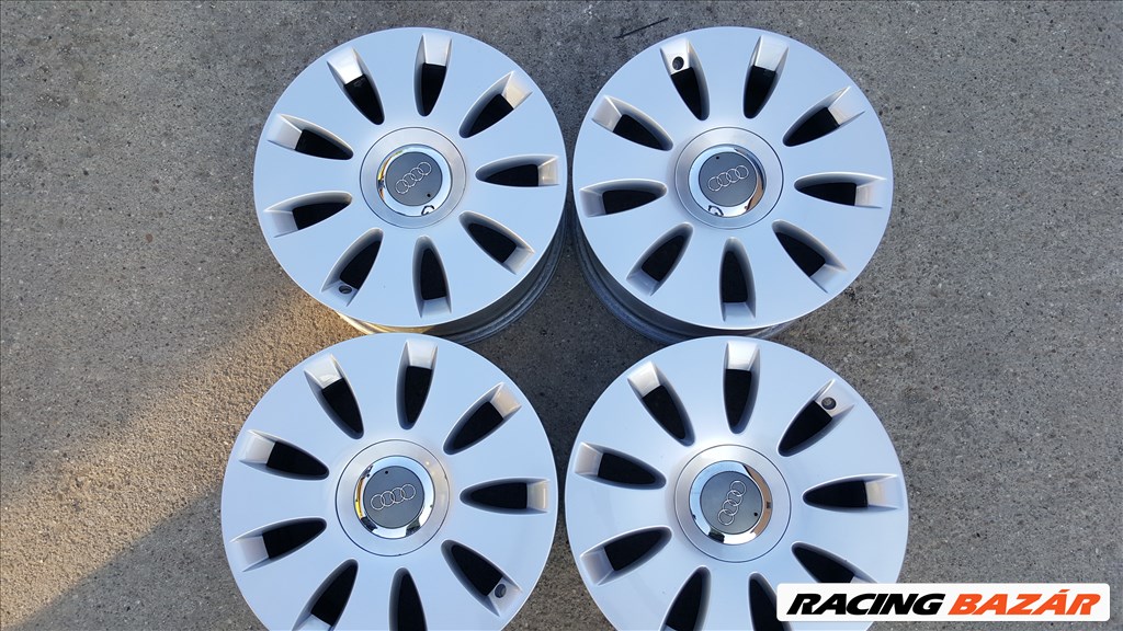  16"-os, 5x112-es újszerű gyári Audi alufelni 2. kép