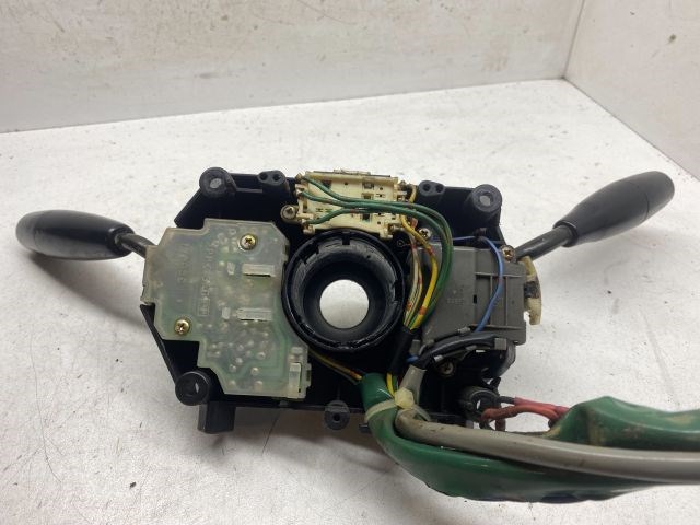 SUZUKI SWIFT II Ferdehátú (EA, MA) Komplett Kormánykapcsoló (Bajuszkapcsoló) 5. kép