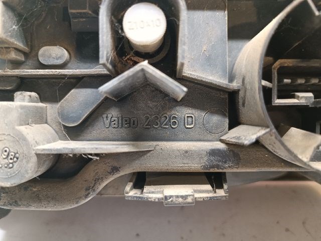 SUZUKI SWIFT II Ferdehátú (EA, MA) Jobb Hátsó Lámpa 3. kép