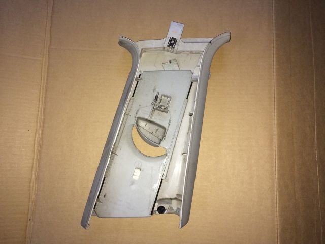 VW GOLF V (1K1) Bal B Oszlop Burkolat 2. kép