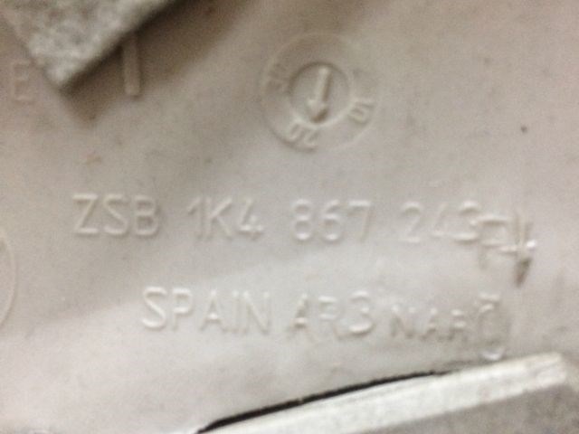 VW GOLF V (1K1) Bal B Oszlop Burkolat 3. kép
