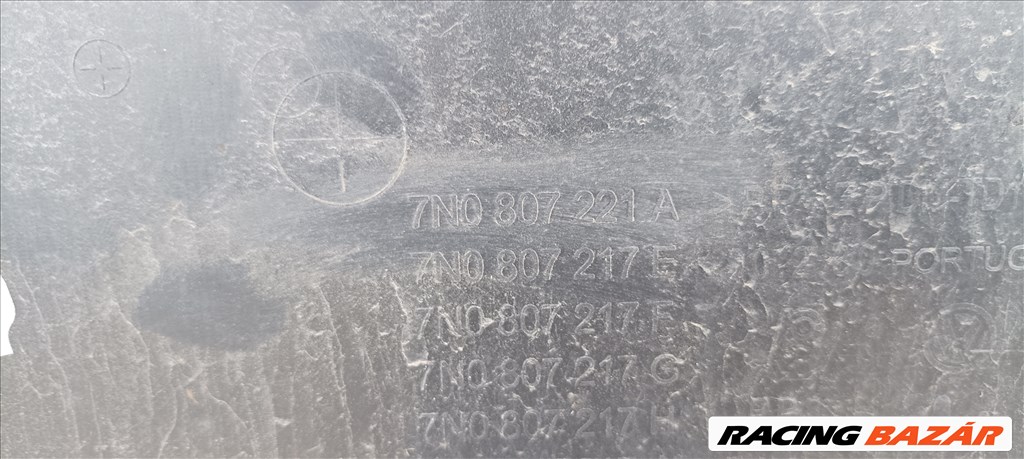 Volkswagen Sharan II radaros, mosós első lökhárító, alsó ráccsal sötétkék színben 7n0807221a 6. kép