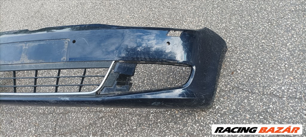 Volkswagen Sharan II radaros, mosós első lökhárító, alsó ráccsal sötétkék színben 7n0807221a 4. kép