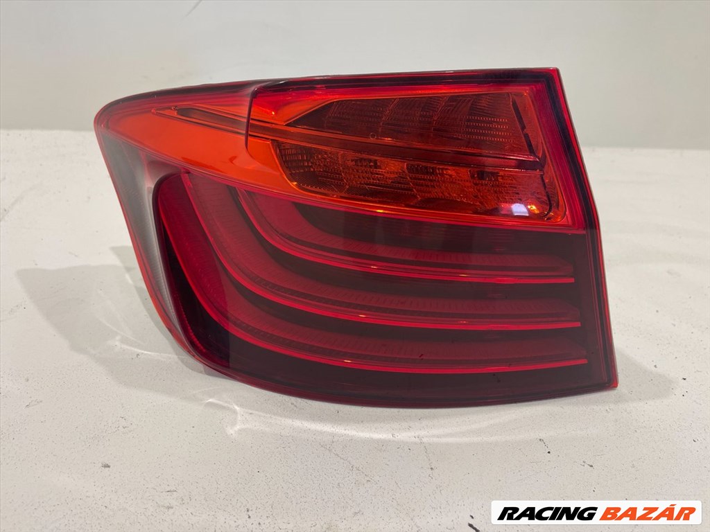BMW F10 LCI bal hátsó külső lámpa 84441975 1. kép