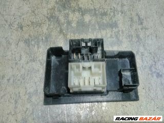 Fiat Punto I Bal első Ablakemelő Kapcsoló *72506* 2. kép