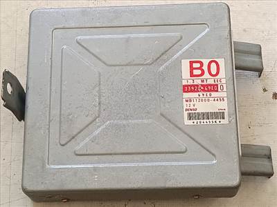 SUZUKI SWIFT II Ferdehátú (EA, MA) Motorvezérlő