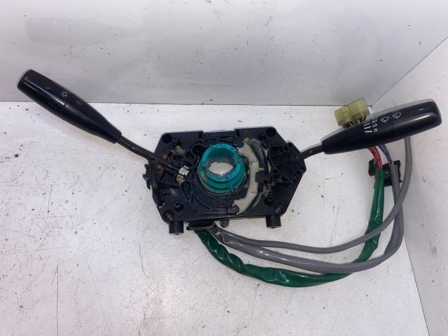 SUZUKI SWIFT II Ferdehátú (EA, MA) Komplett Kormánykapcsoló (Bajuszkapcsoló) 1. kép