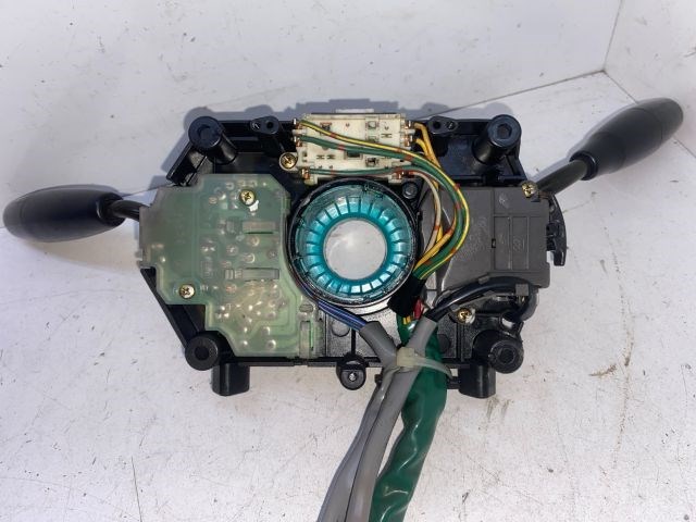 SUZUKI SWIFT II Ferdehátú (EA, MA) Komplett Kormánykapcsoló (Bajuszkapcsoló) 2. kép