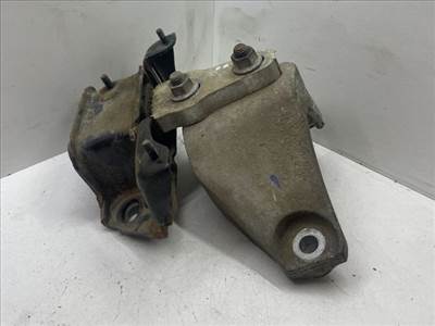 FORD FIESTA VII Motor Tartó Bak Bal