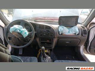 Mitsubishi Lancer VI Kuplung Pedál *133046*