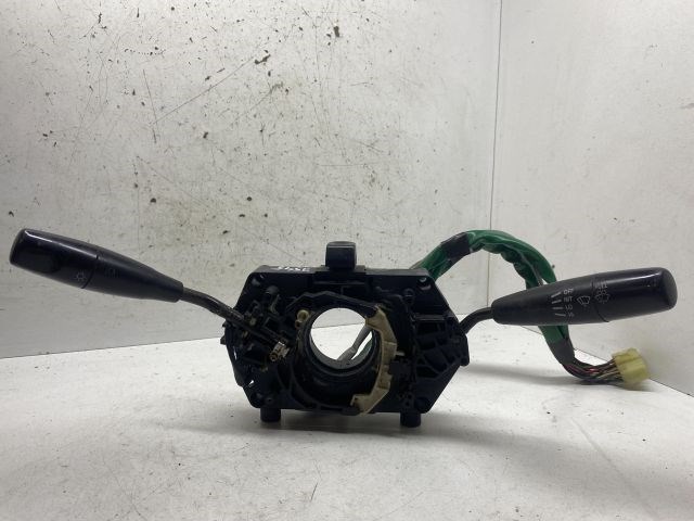 SUZUKI SWIFT II Ferdehátú (EA, MA) Komplett Kormánykapcsoló (Bajuszkapcsoló) 1. kép