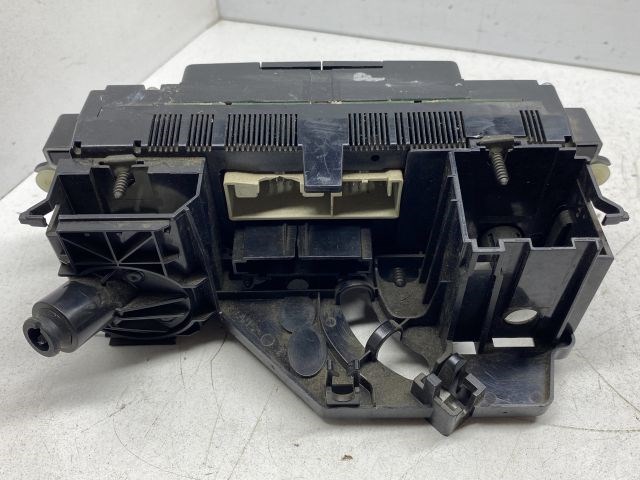 SKODA OCTAVIA II (1Z3) Fűtéskapcsoló (manuális klímás) 2. kép