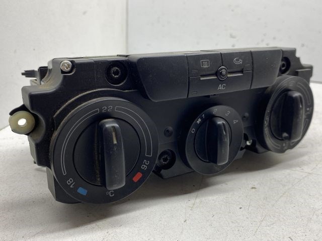 SKODA OCTAVIA II (1Z3) Fűtéskapcsoló (manuális klímás) 6. kép