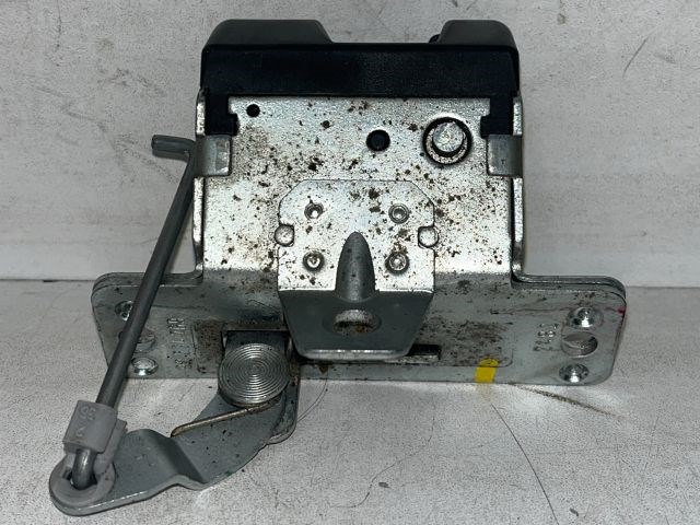 OPEL CORSA C Csomagtérajtó Zárszerkezet 1. kép