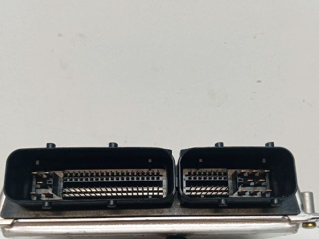 AUDI A4 B6 Motorvezérlő 4. kép