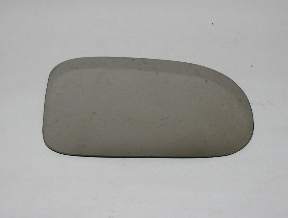 Suzuki Swift ->1996 visszapillantó tükörlap, jobb 84720-60B10 1. kép