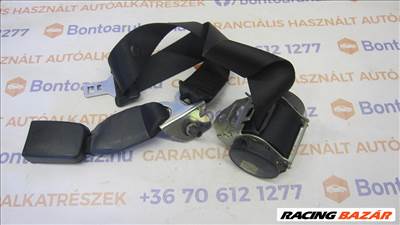 Ford Fusion Eladó hátsó ülés, középső biztonsági öv csattal 