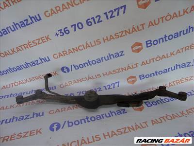 VW Golf III Eladó gyári bontott alsó első kereszt merevítő