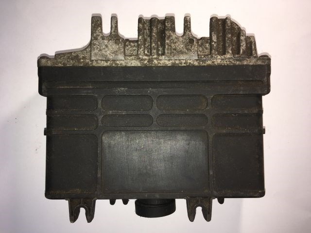 SEAT IBIZA II (6K1) Motorvezérlő 2. kép