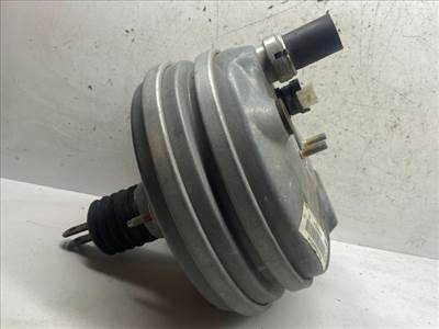 MERCEDES-BENZ E-CLASS (W210) Fékrásegítő